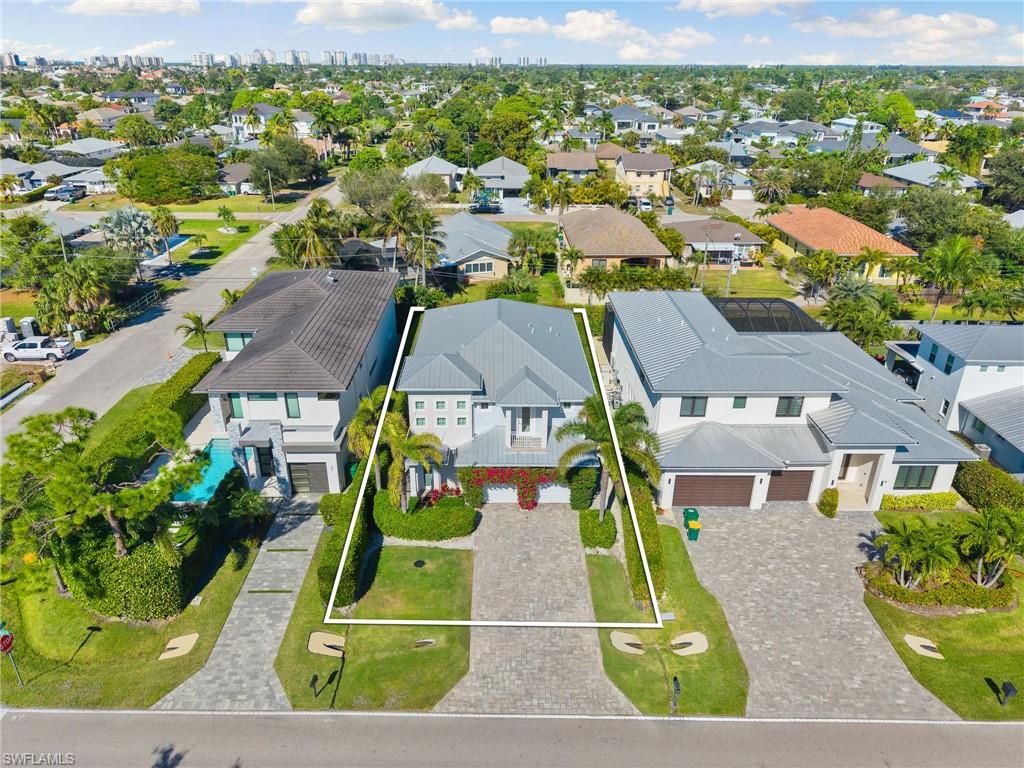 NAPLES PARK - Residential
