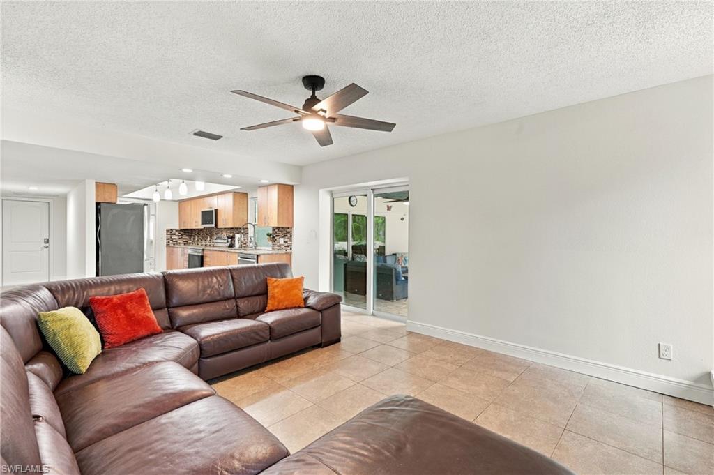 WHISKEY CREEK - Residential
