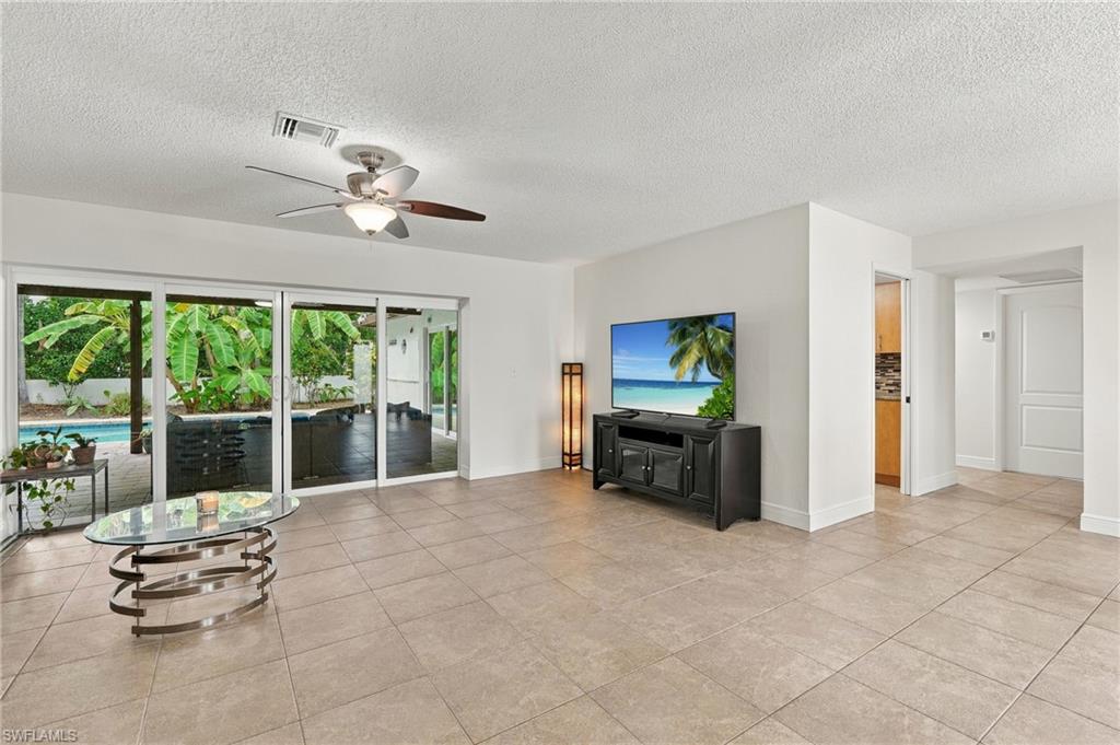 WHISKEY CREEK - Residential