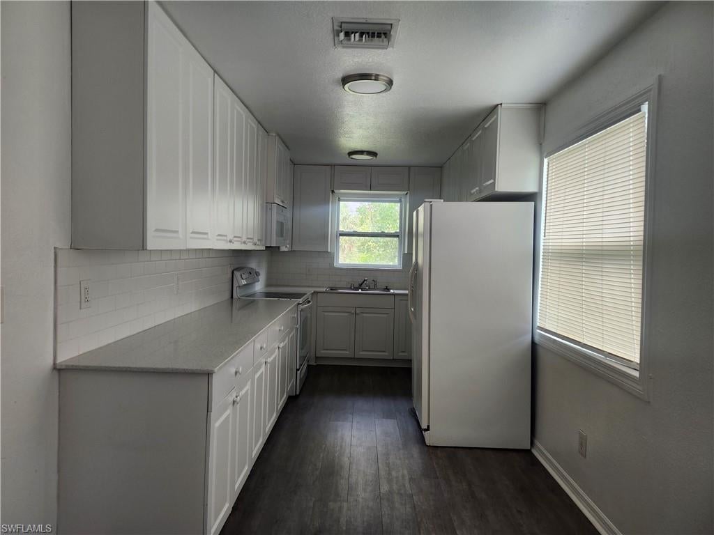 FORT MYERS - Residential Lease