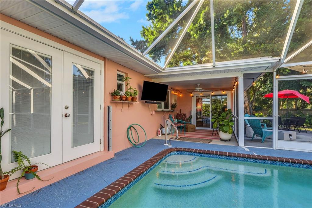 YACHT CLUB COLONY - Residential