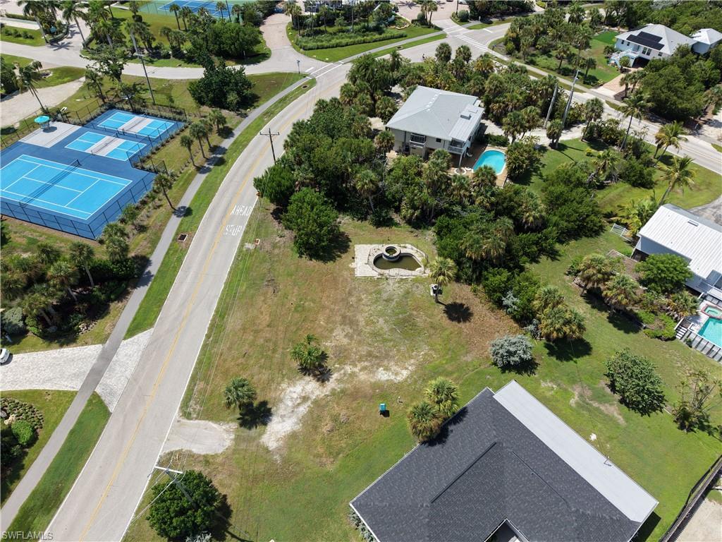 SANIBEL SHORES - Land