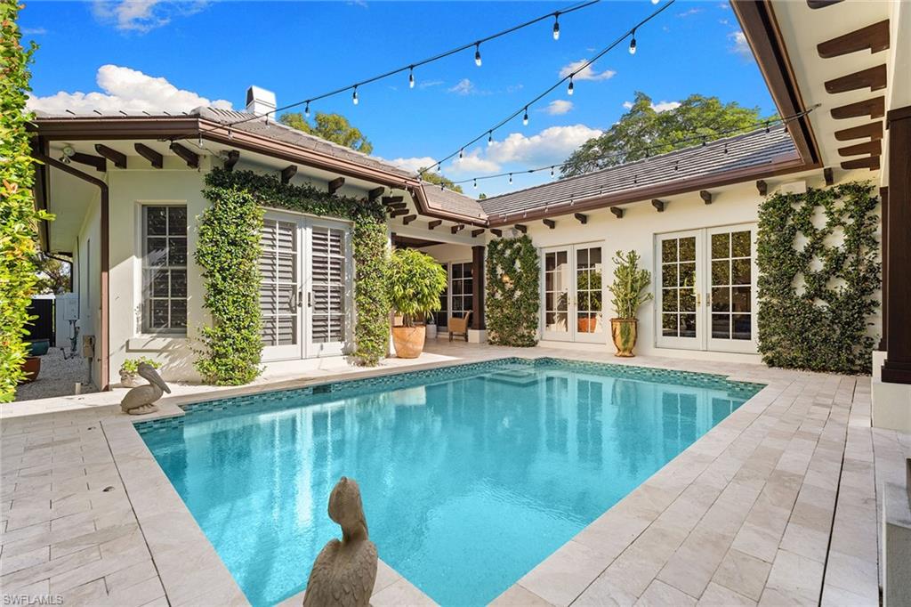OLDE NAPLES - Residential