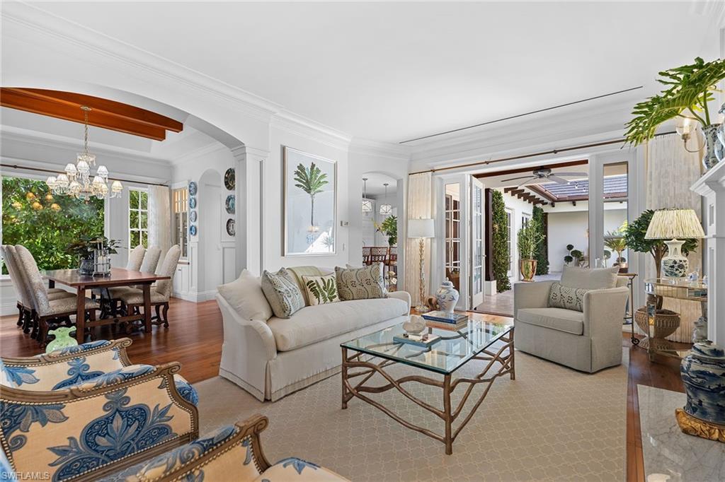 OLDE NAPLES - Residential
