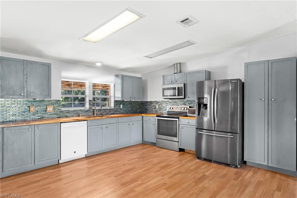 MONTURA RANCH ESTATES - Residential