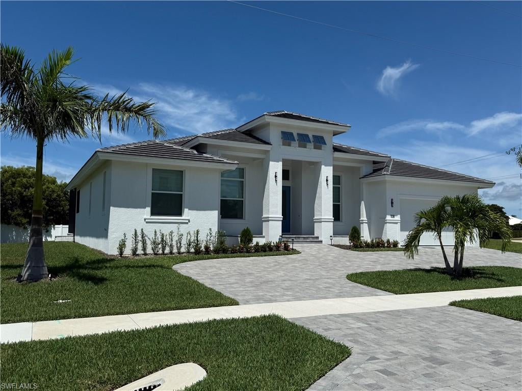 MARCO BEACH - Residential