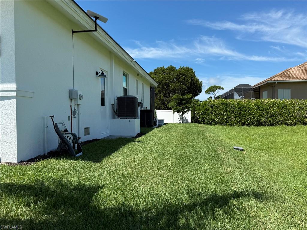 MARCO BEACH - Residential