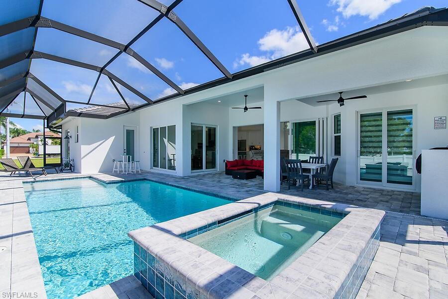 MARCO BEACH - Residential