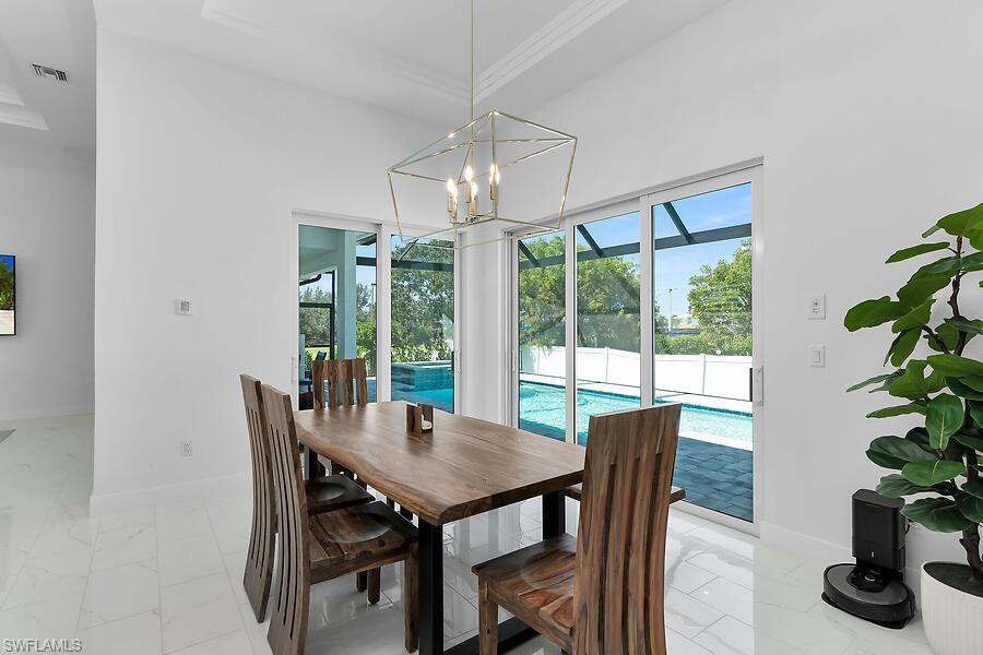 MARCO BEACH - Residential