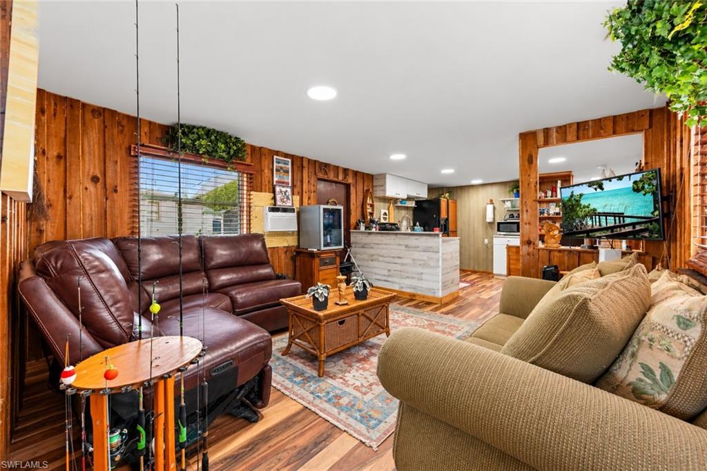 LAKEPORT - Residential