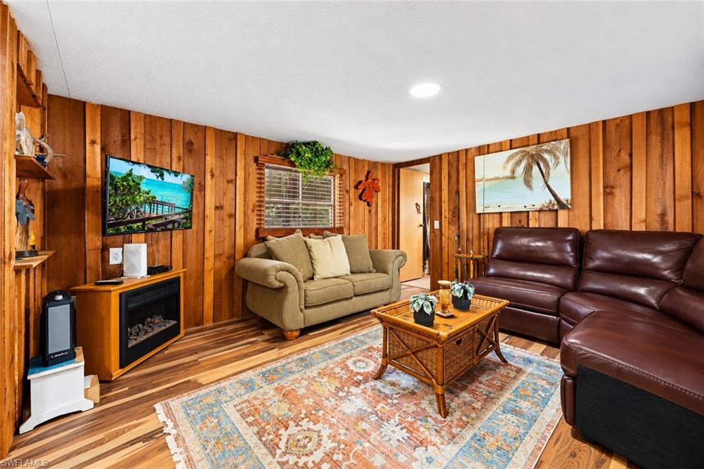 LAKEPORT - Residential