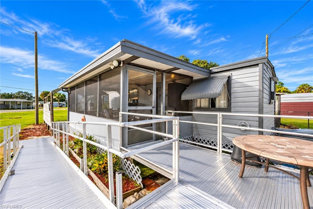 LAKEPORT - Residential