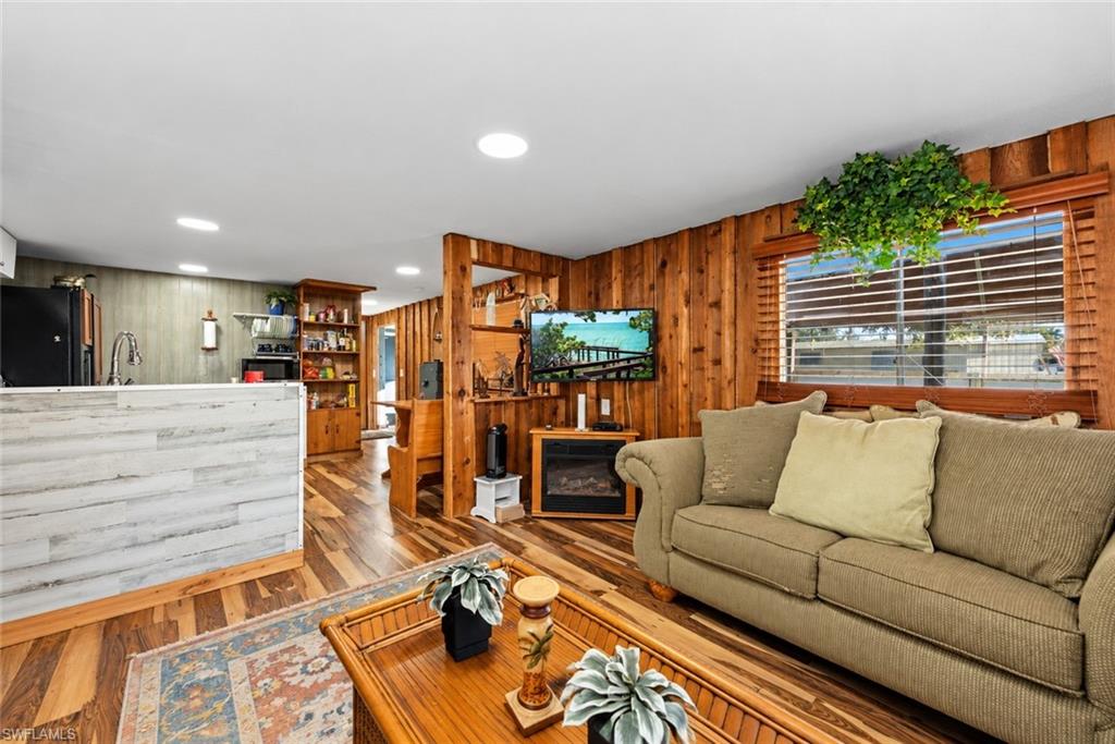 LAKEPORT - Residential