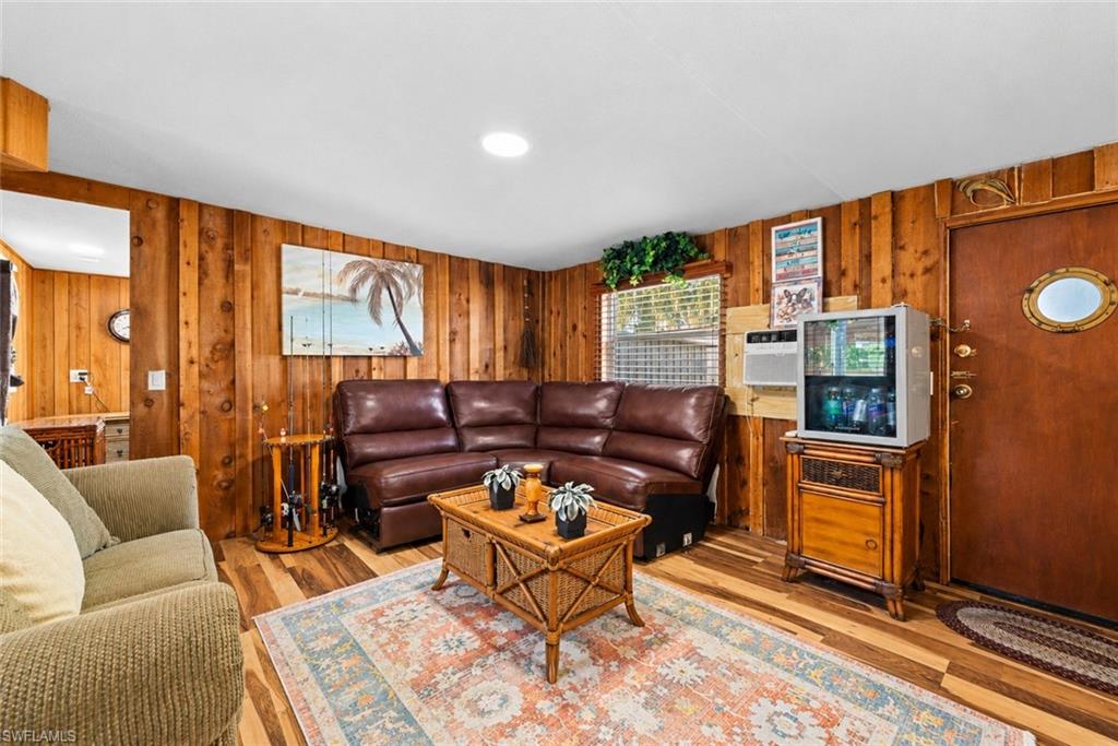 LAKEPORT - Residential