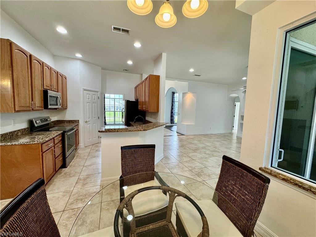 RIVERBEND - Residential