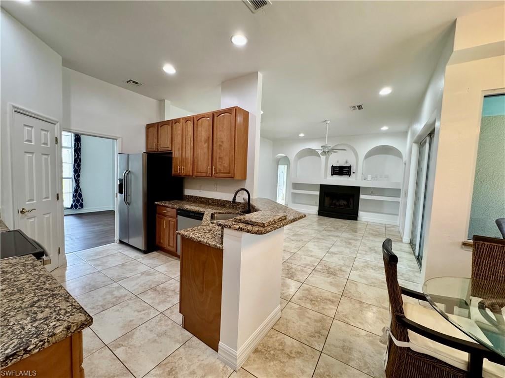 RIVERBEND - Residential
