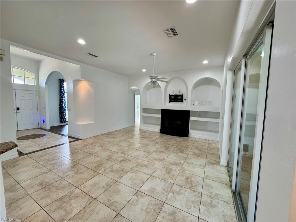 RIVERBEND - Residential