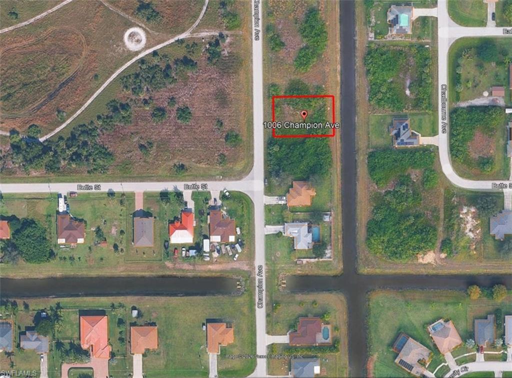 LEHIGH ACRES - Land