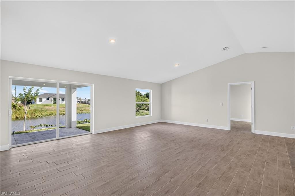CAPE CORAL - Residential
