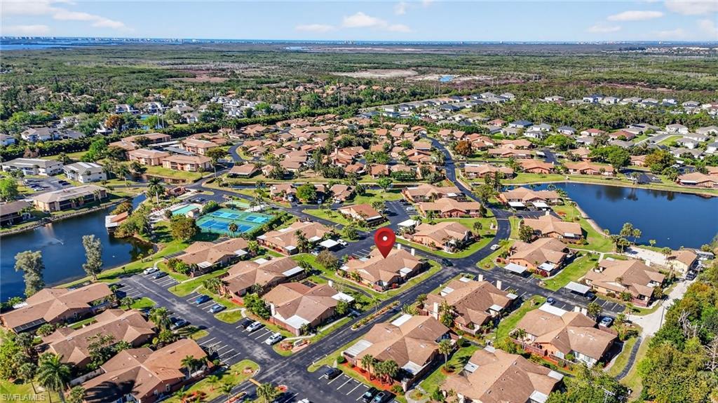 ROYAL WOODS - Residential