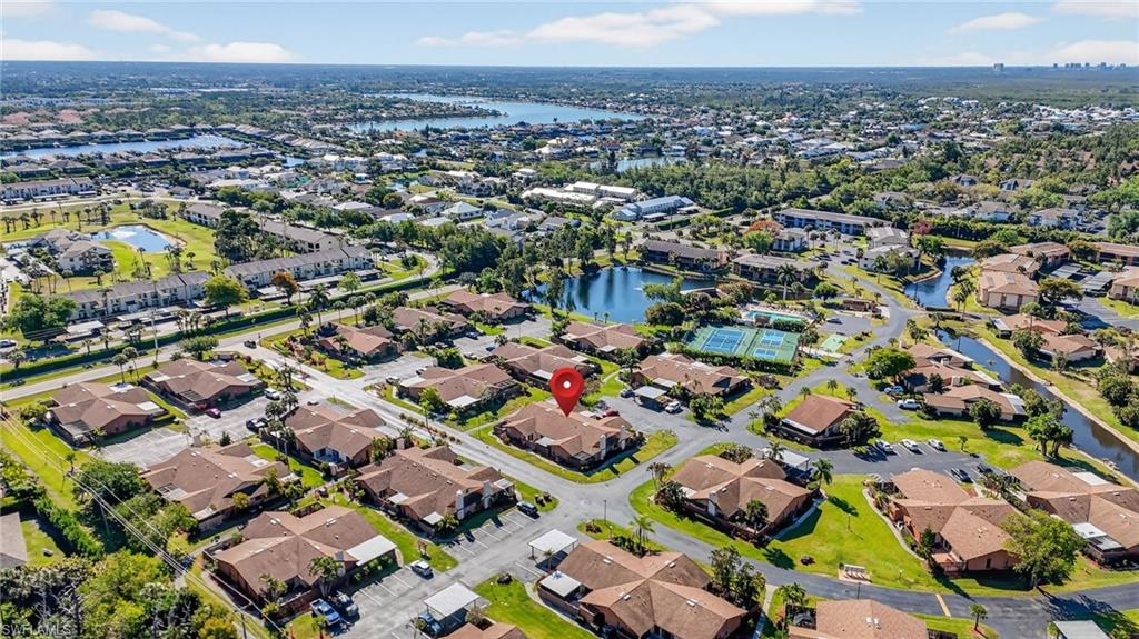 ROYAL WOODS - Residential