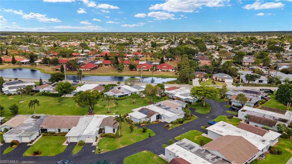 LAKEWOOD VILLAS - Residential