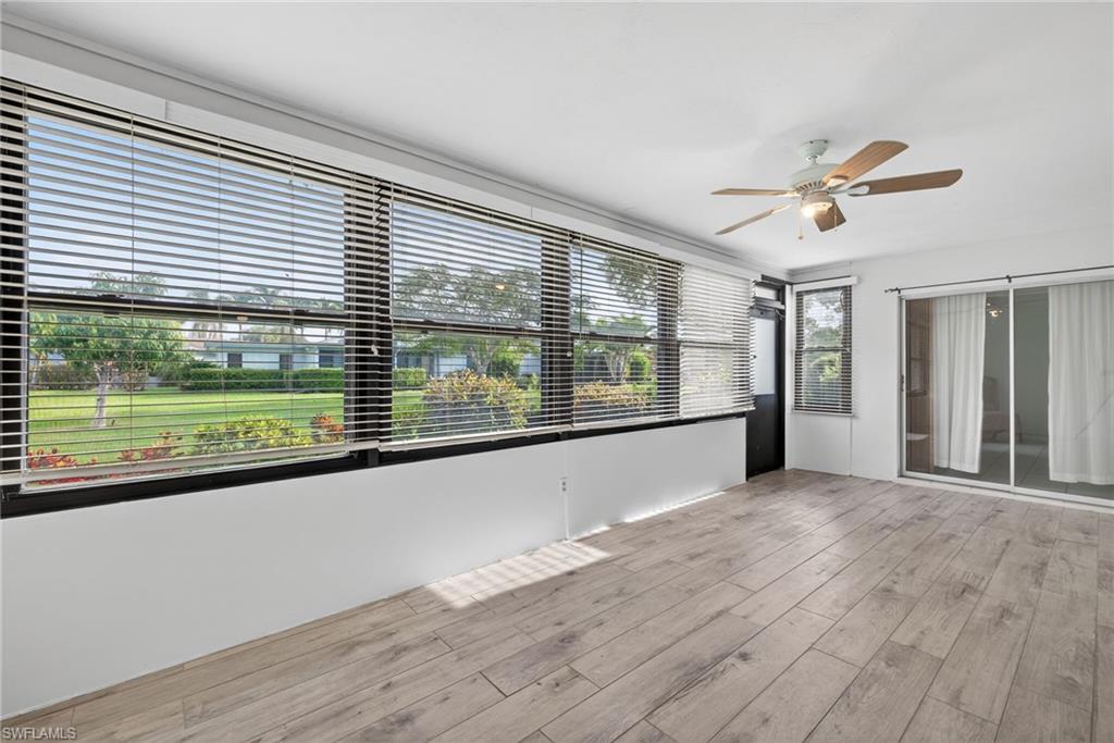 LAKEWOOD VILLAS - Residential