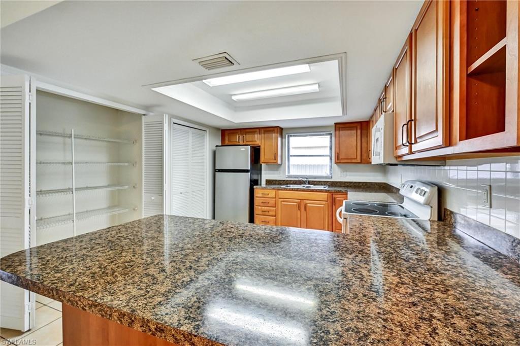 CAPE CORAL - Residential Income