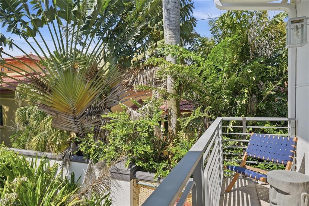 RIVERSIDE - Residential