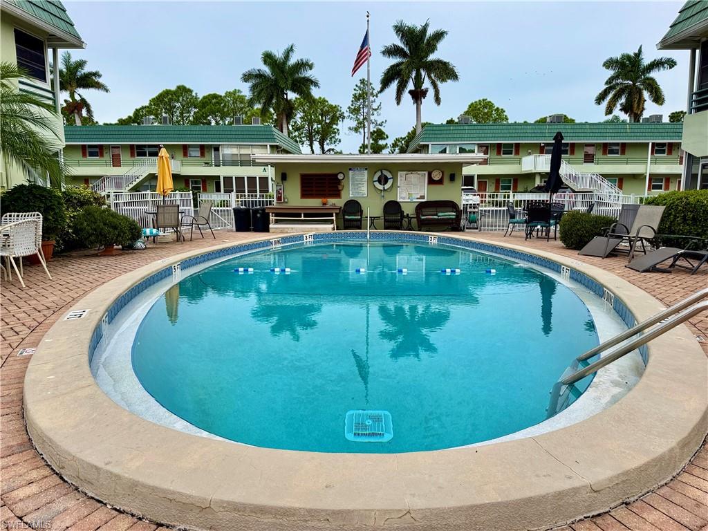 VALLEY STREAM COURT - Residential