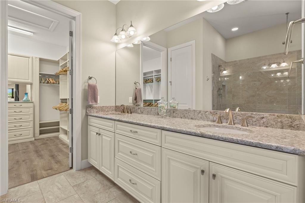 PEBBLE POINTE - Residential