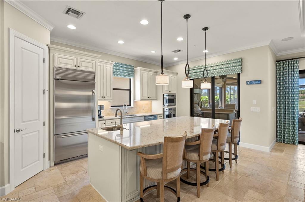 PEBBLE POINTE - Residential