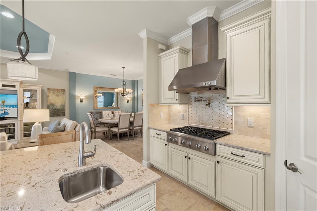 PEBBLE POINTE - Residential