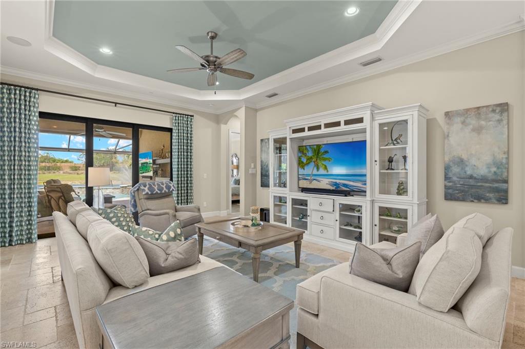 PEBBLE POINTE - Residential