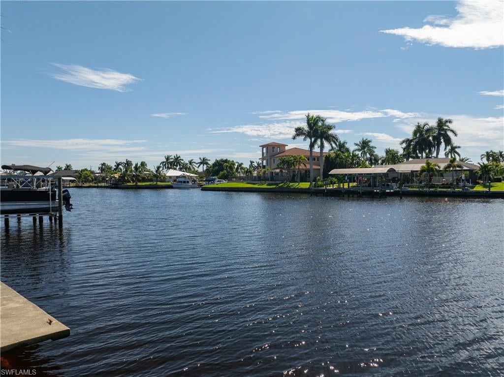 CAPE CORAL - Land