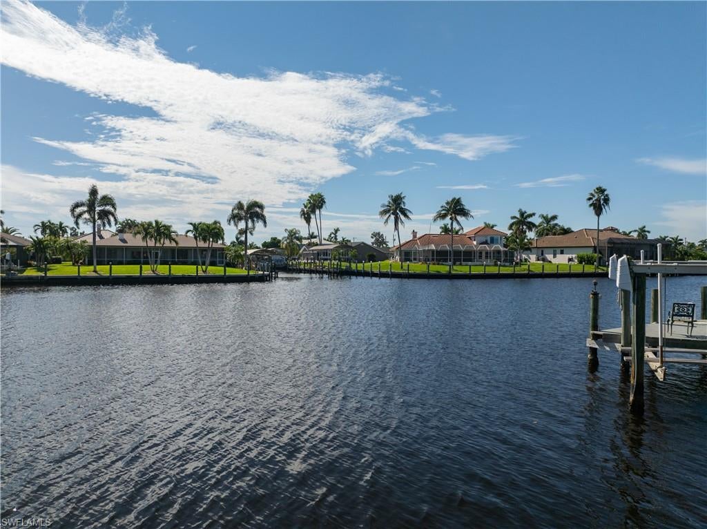 CAPE CORAL - Land