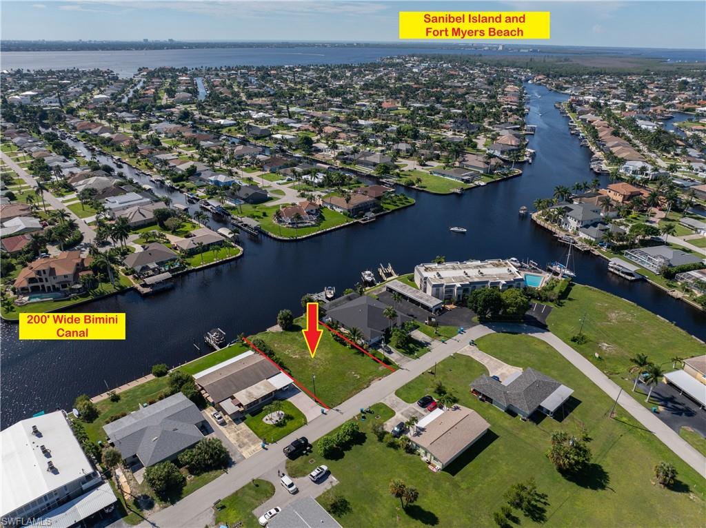 CAPE CORAL - Land