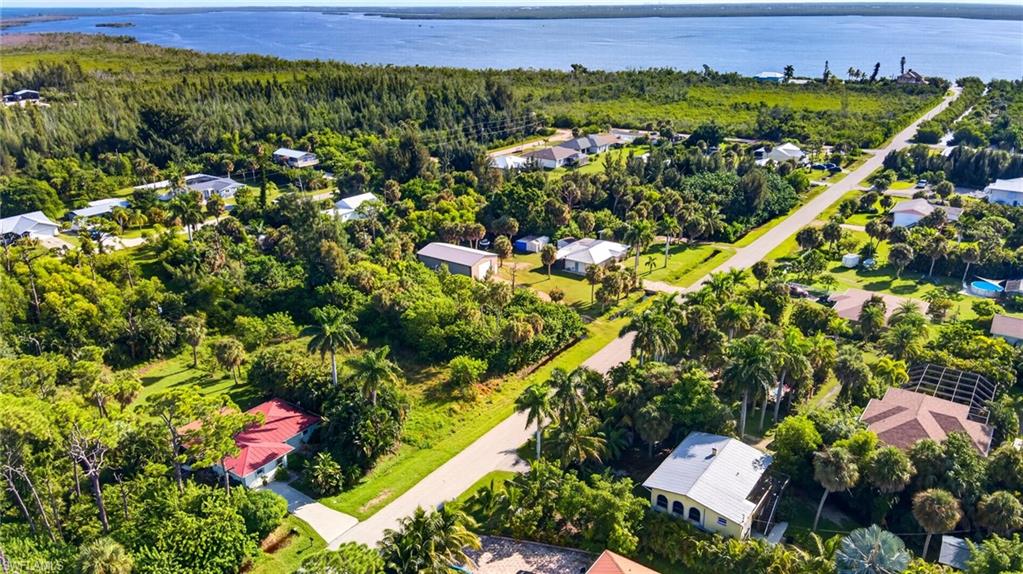 PINE ISLAND TROPICAL HOMESITES - Residential