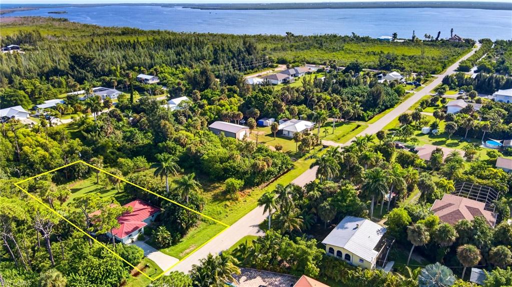 PINE ISLAND TROPICAL HOMESITES - Residential