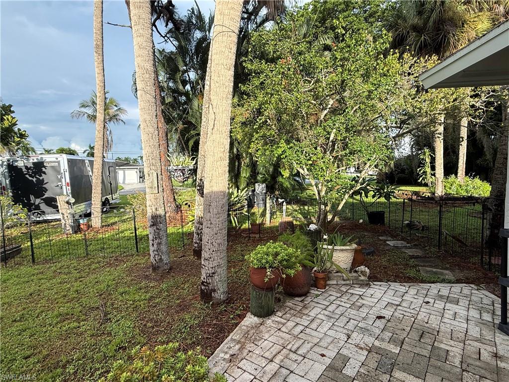 ISLAND PARK - Residential