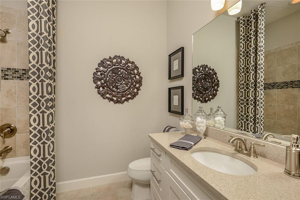 PEBBLE POINTE - Residential