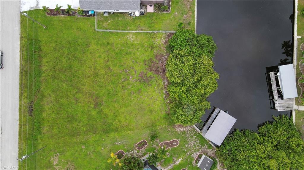 CAPE CORAL - Land