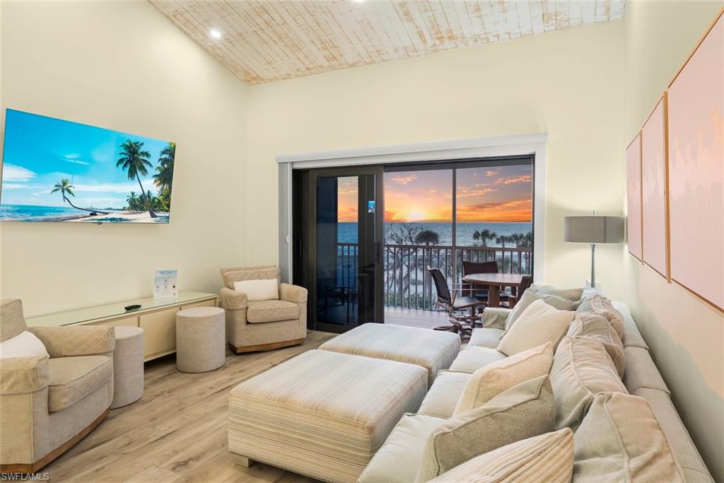 BEACH VILLAS CONDO - Residential