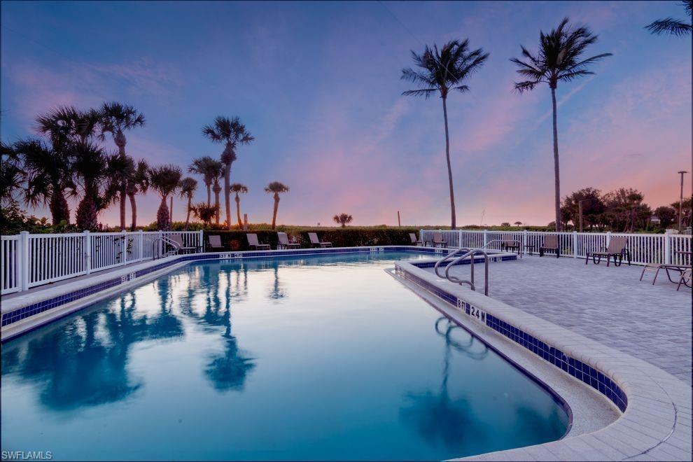 BEACH VILLAS CONDO - Residential