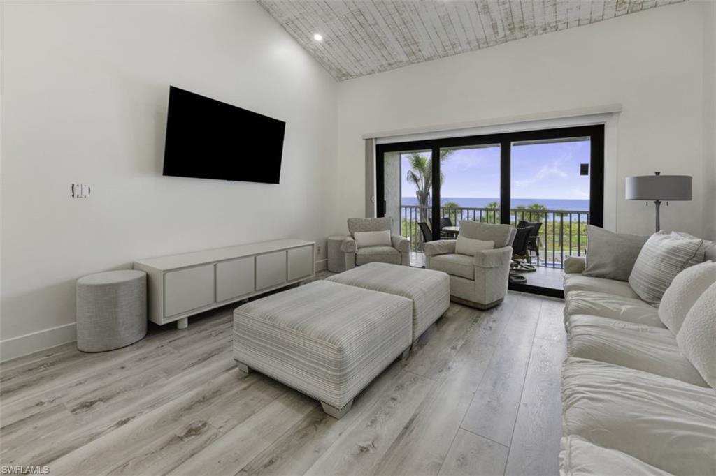 BEACH VILLAS CONDO - Residential