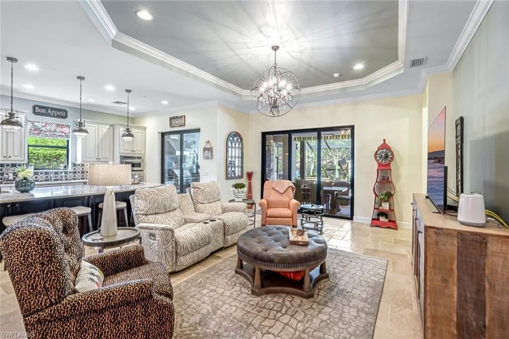 PEBBLE POINTE - Residential