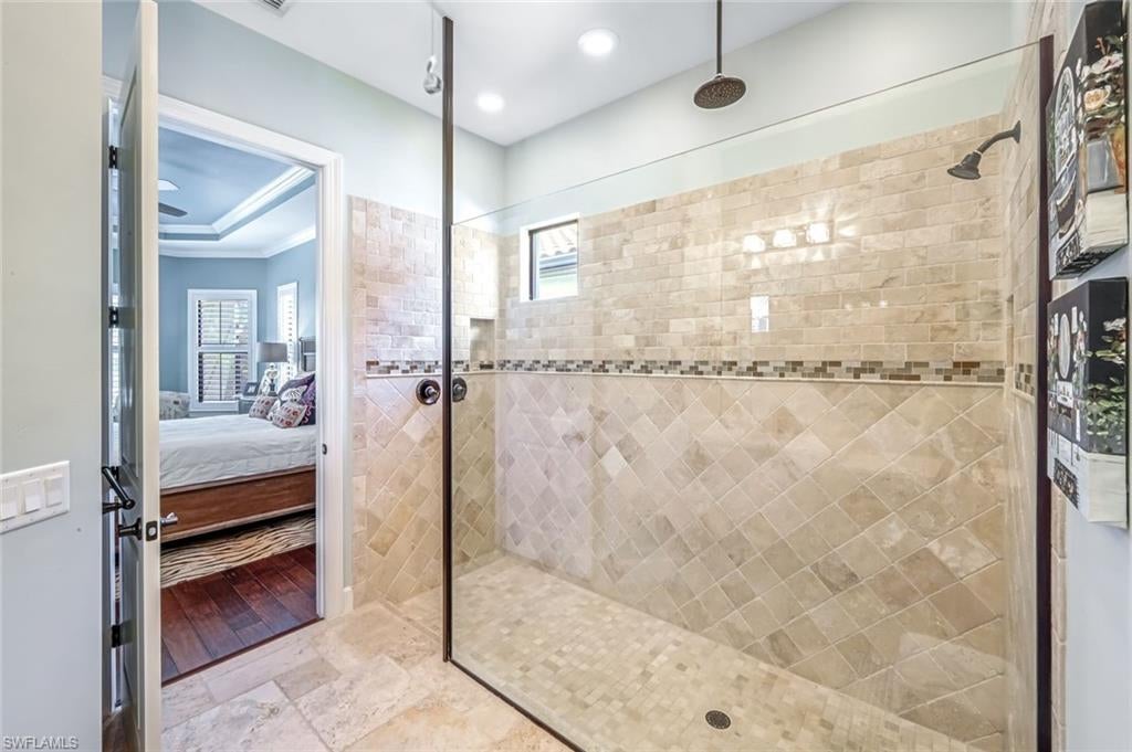 PEBBLE POINTE - Residential