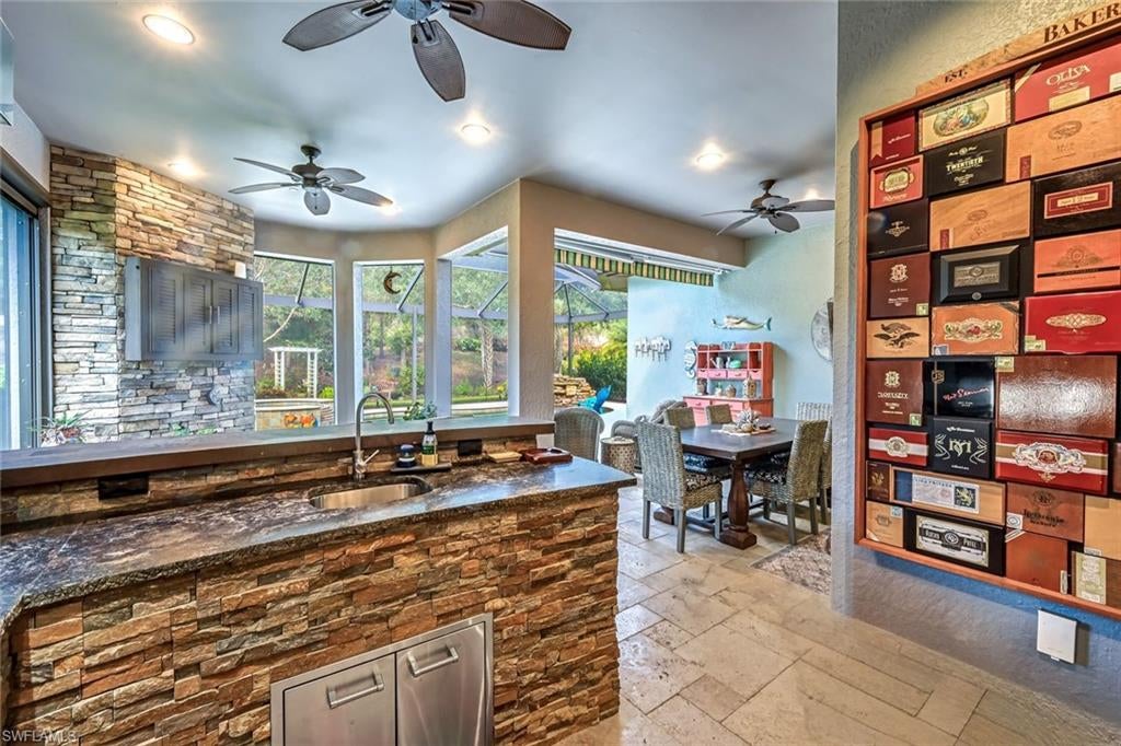 PEBBLE POINTE - Residential