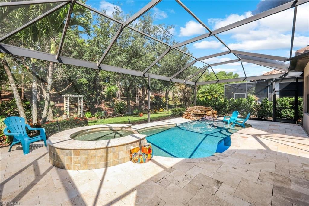 PEBBLE POINTE - Residential