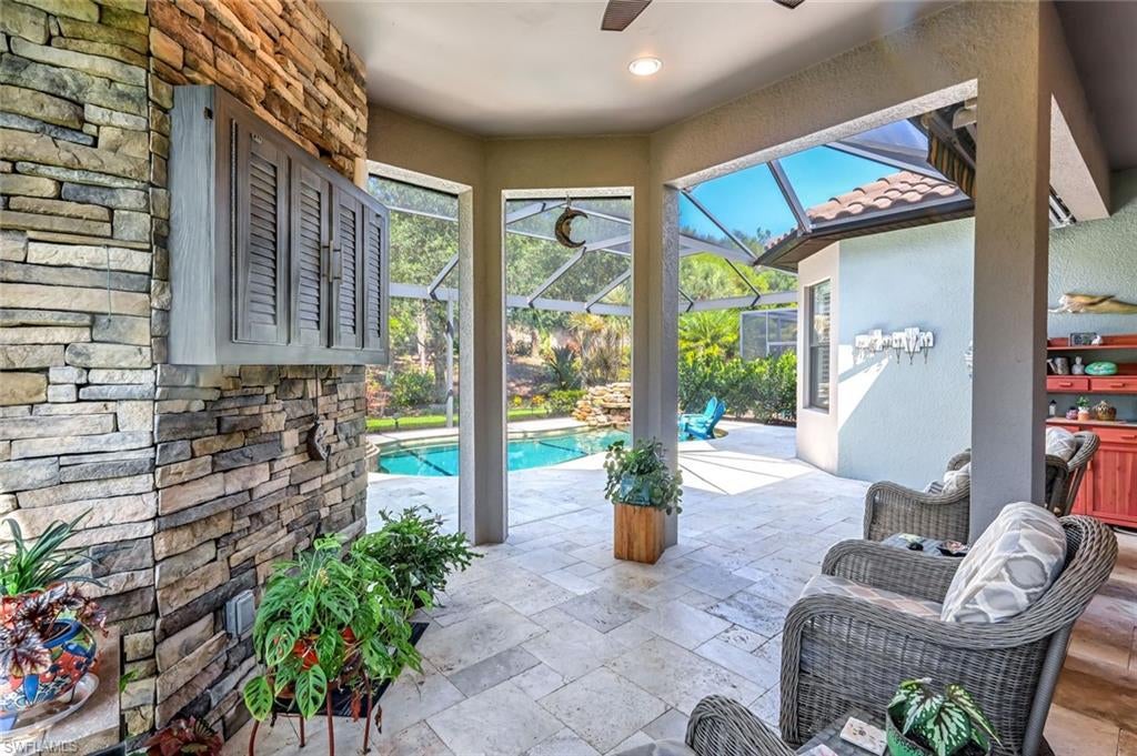 PEBBLE POINTE - Residential